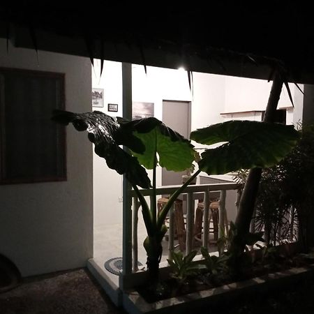 Laluna Cottages El Nido Room photo
